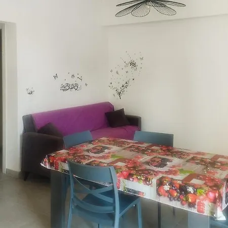 4 Bedroom Pet Friendly In Siracusa Holiday home Syracuse