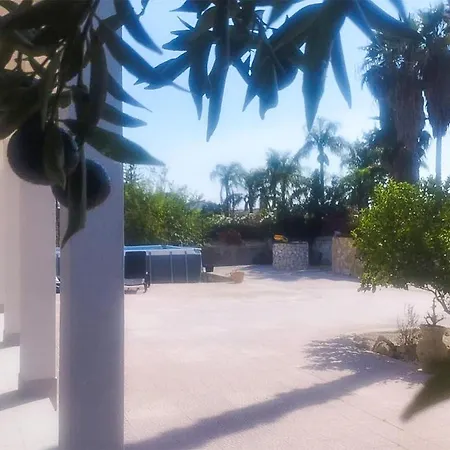 Holiday home 4 Bedroom Pet Friendly In Siracusa